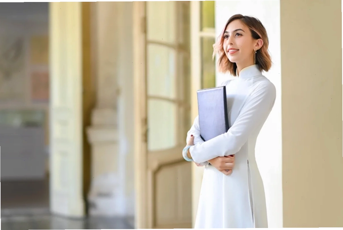 Cô gái đội nón lá mặc áo dài Ảnh áo dài nữ sinh đẹp
