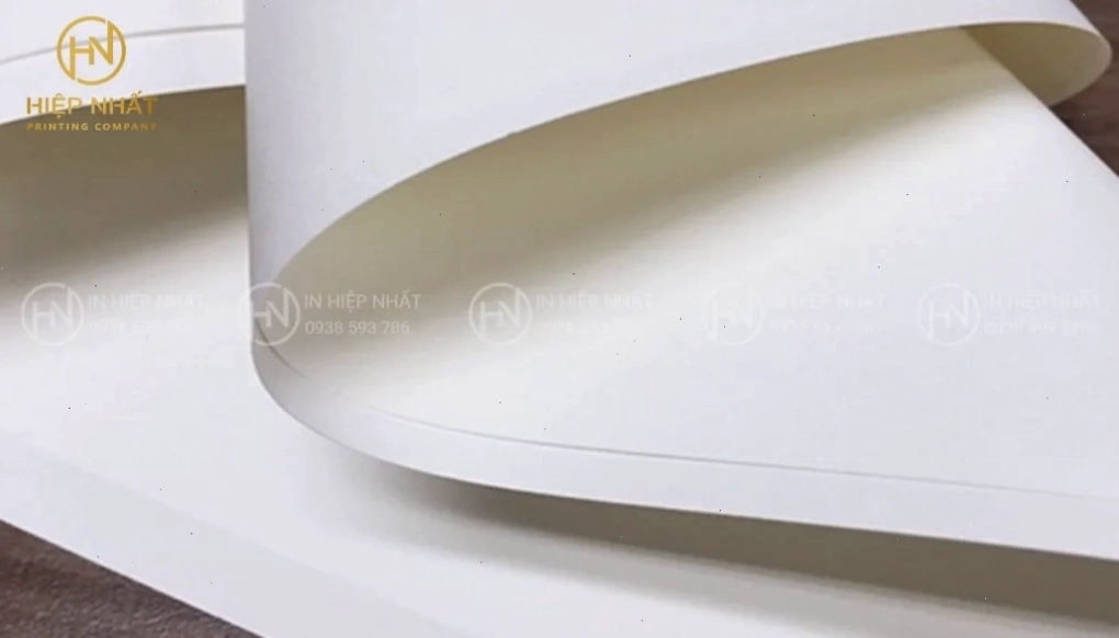 Chất liệu giấy Couche cho bao lì xì bền đẹp Bao lì xì in trên giấy Couche giúp sản phẩm bền đẹp và sang trọng