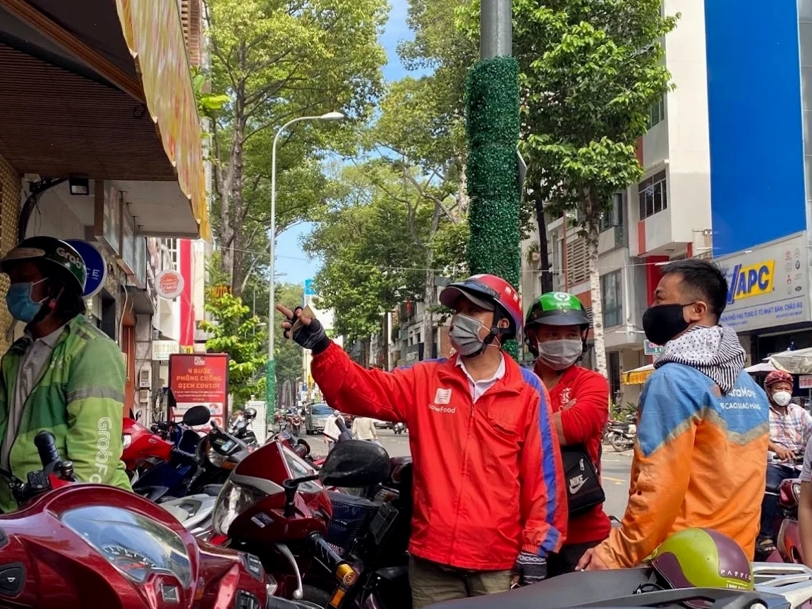 Shipper Việt Nam chấp nhận giảm thu nhập Shipper chấp nhận giảm thu nhập